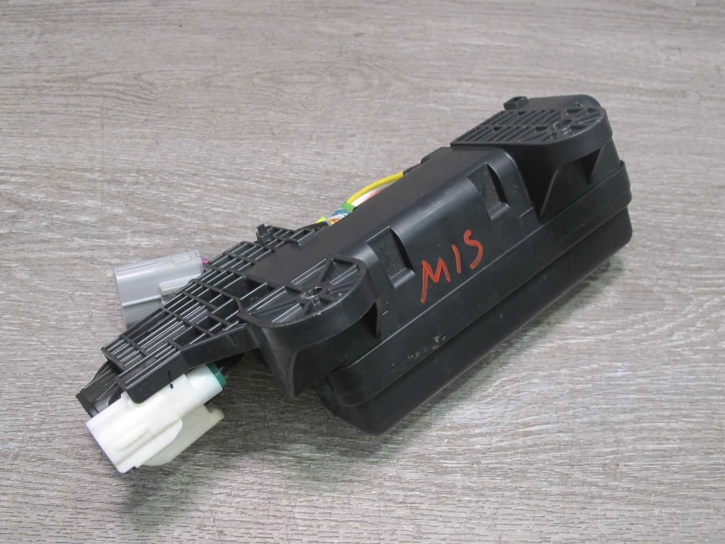 10-15 Lexus IS350 IS250 Convertible Rear Trunk Relay Fuse Junction Box OEM