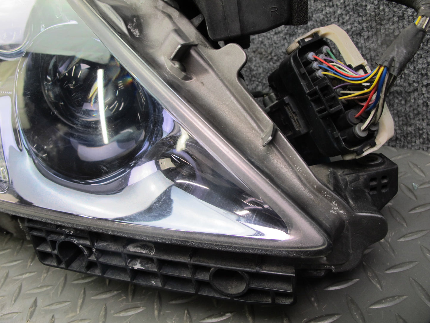 08-09 Lexus UVF46L LS600h Front Right LED Headlight Lamp w Ballast OEM