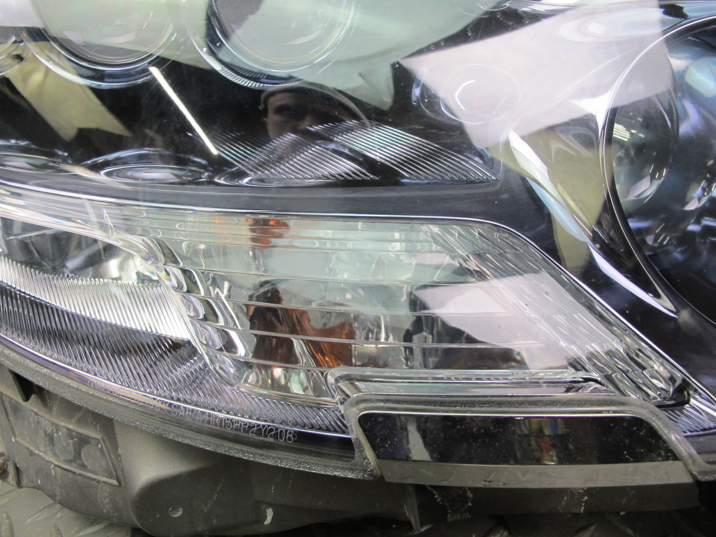 08-09 Lexus UVF46L LS600h Front Right LED Headlight Lamp w Ballast OEM