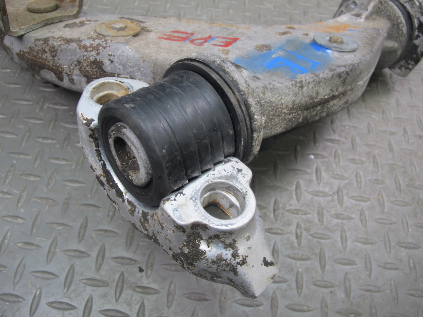 1984-1986 Porsche 928 S Front Left Upper & Lower Control Arm Set of 2