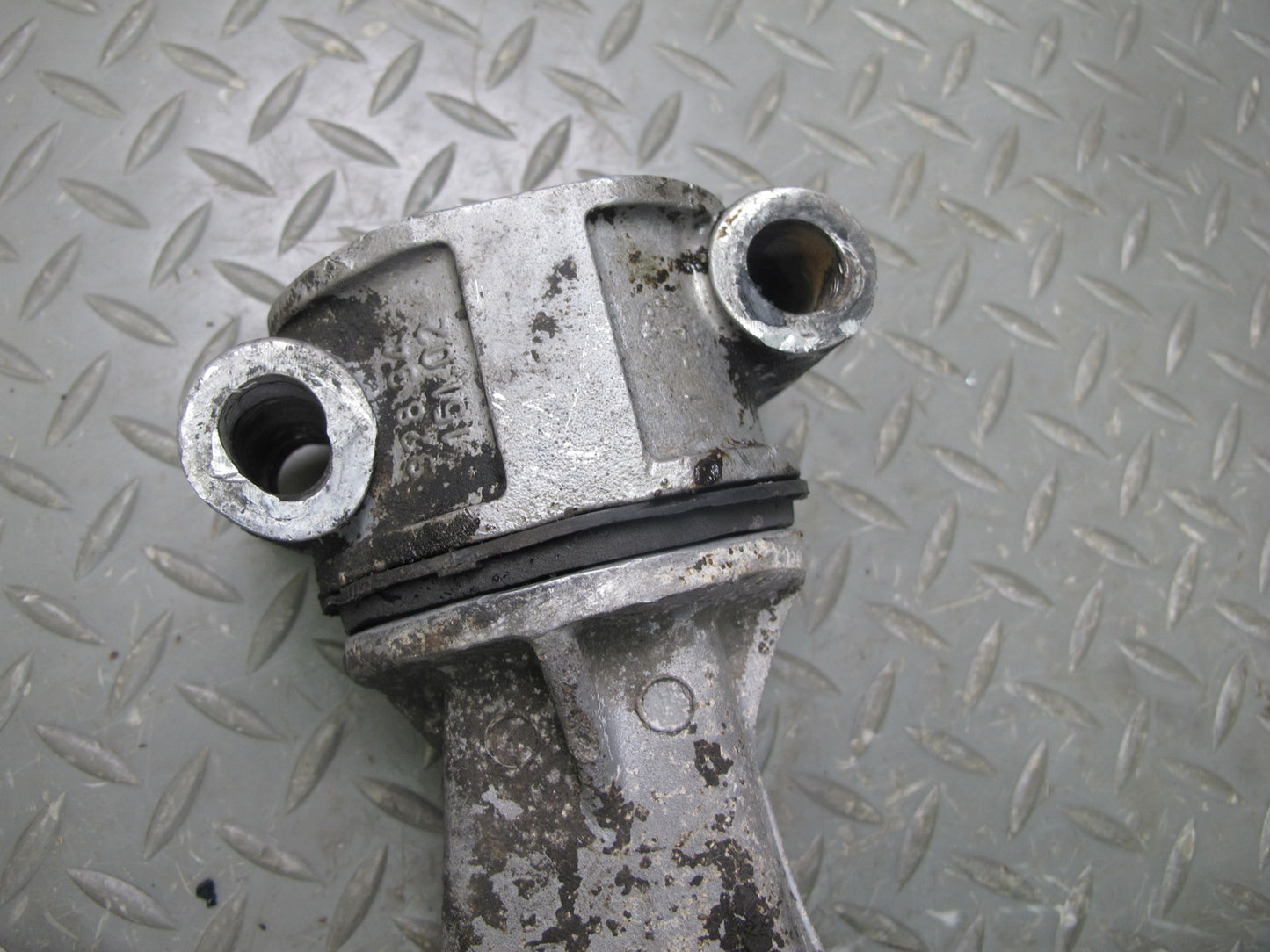 1984-1986 Porsche 928 S Front Left Upper & Lower Control Arm Set of 2