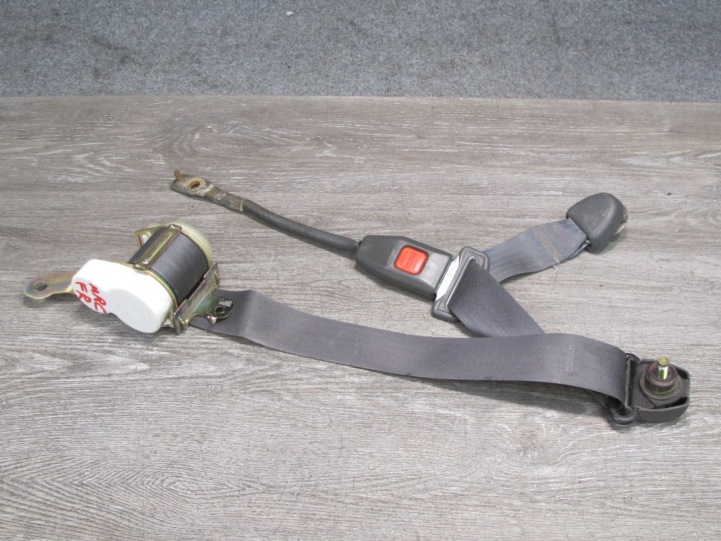 86-88 MAZDA RX7 FRONT RIGHT & LEFT SIDE SEATBELT RETRACTOR W/ BUCKLE SET OEM