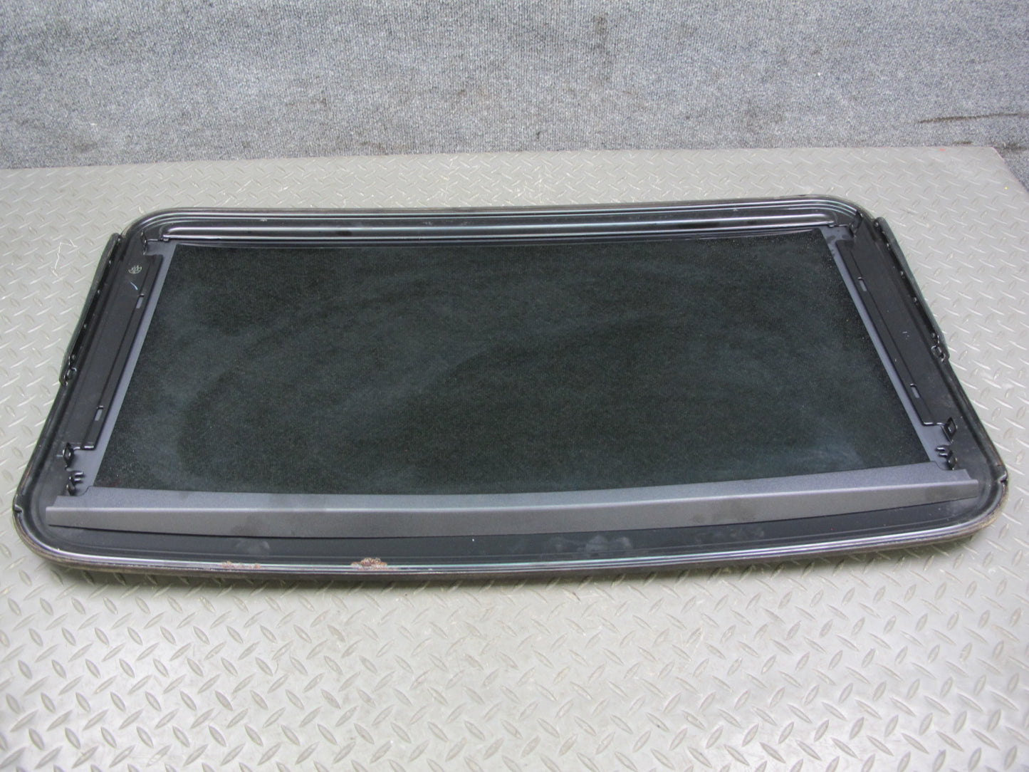 07-17 Lexus UVF46L LS460 LS600hL Sunroof Moonroof Glass Panel OEM