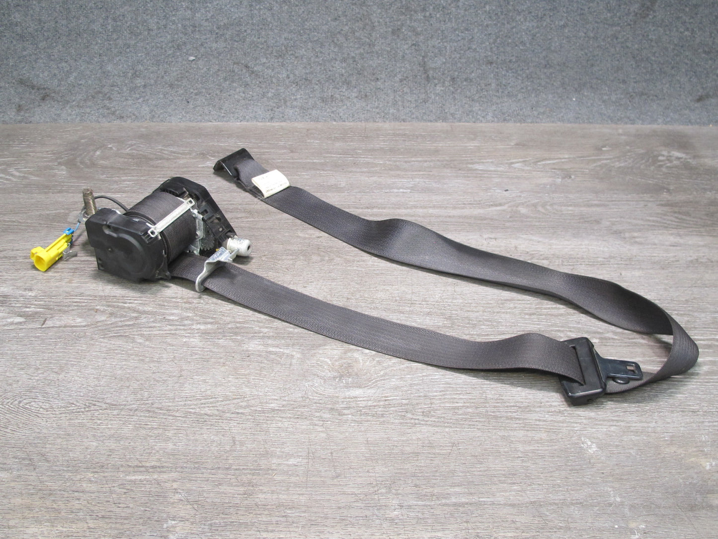 03-06 CHEVROLET SSR FRONT RIGHT & LEFT SIDE SEATBELT RETRACTOR SET OEM