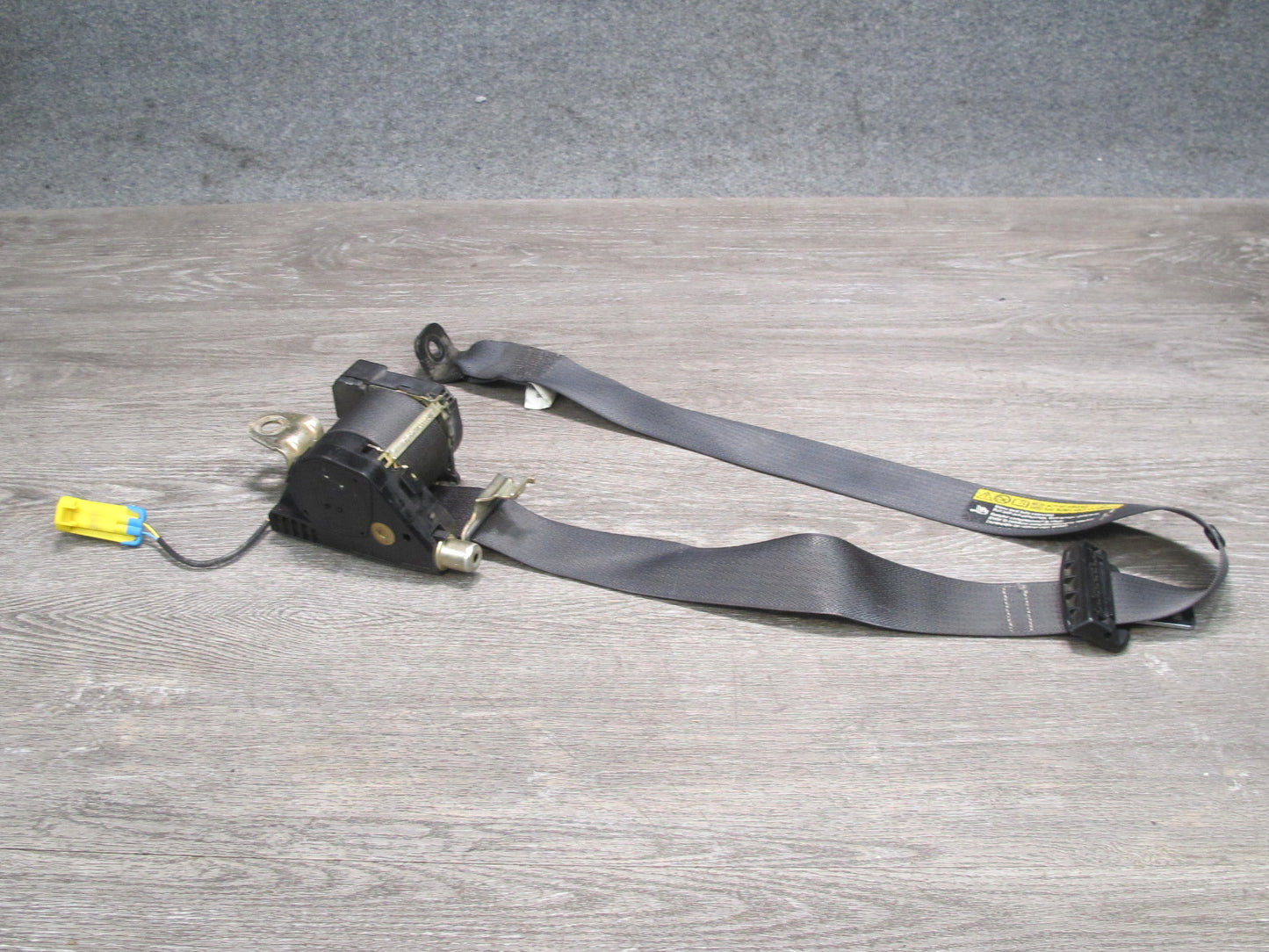 03-06 CHEVROLET SSR FRONT RIGHT & LEFT SIDE SEATBELT RETRACTOR SET OEM