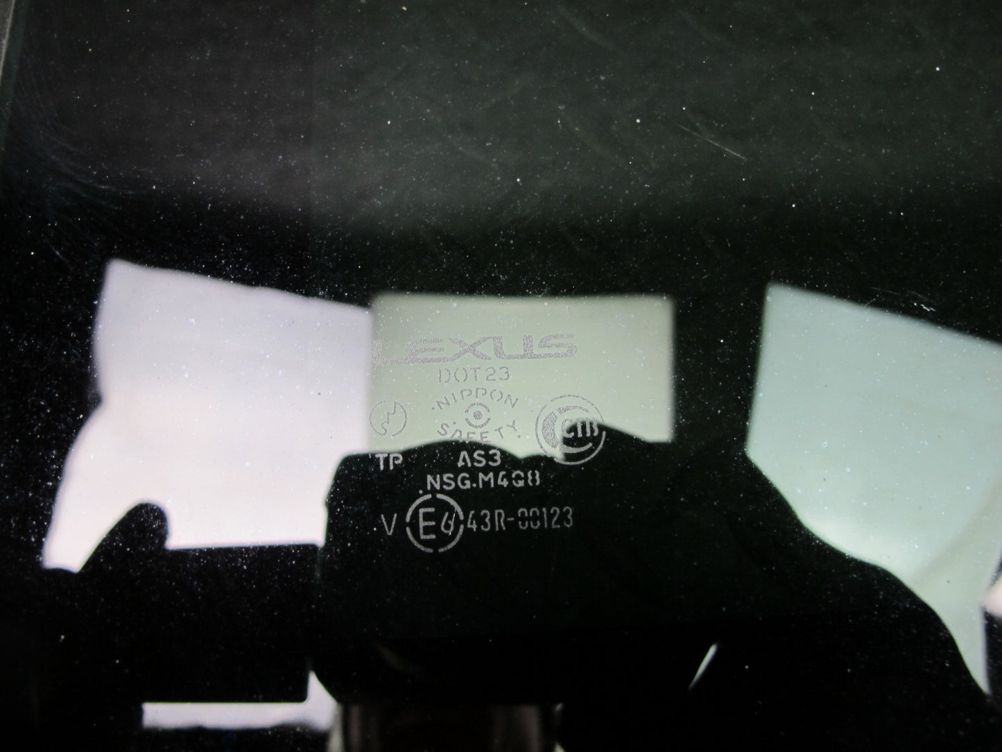01-06 Lexus UCF30L LS430 Sunroof Moonroof Glass Window Panel OEM