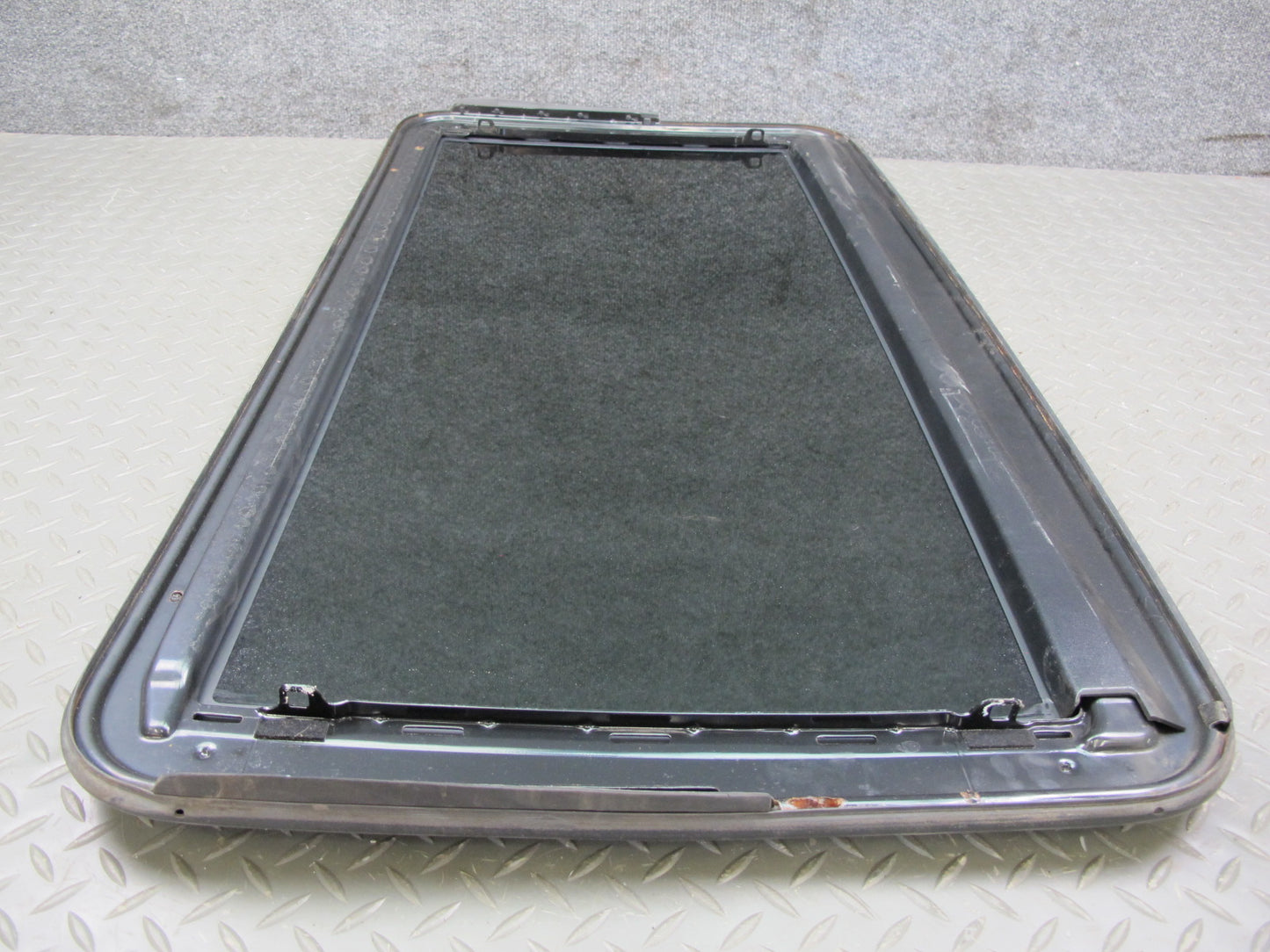 01-06 Lexus UCF30L LS430 Sunroof Moonroof Glass Window Panel OEM