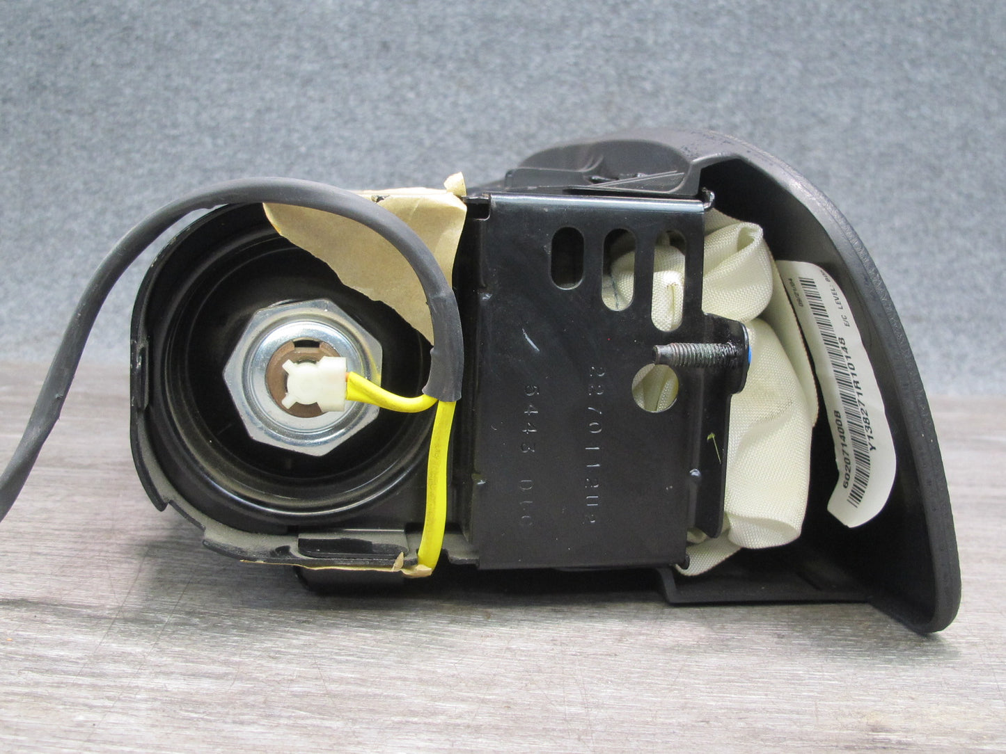 03-06 CHEVROLET SSR FRONT RIGHT PASS SIDE DASH SRS AIRBAG OEM