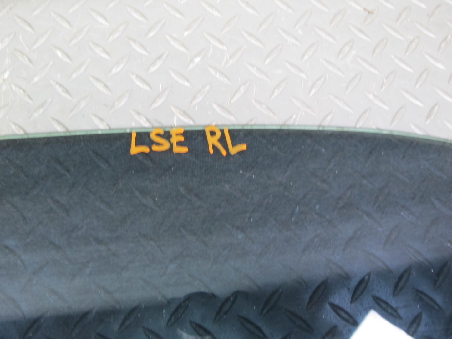 01-06 Lexus UCF30L LS430 Rear Left Door Glass Window OEM