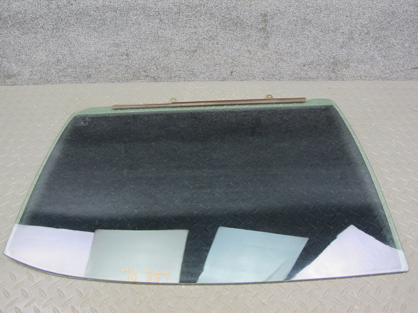 01-06 Lexus UCF30L LS430 Rear Left Door Glass Window OEM