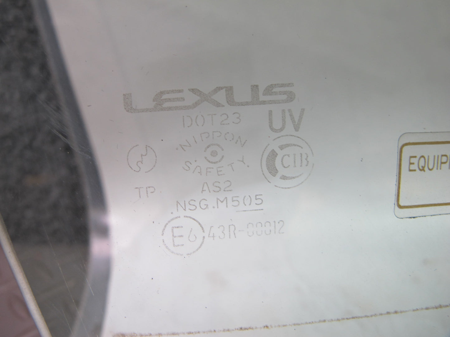 01-06 Lexus UCF30L LS430 Front Right Passenger Door Glass Window OEM