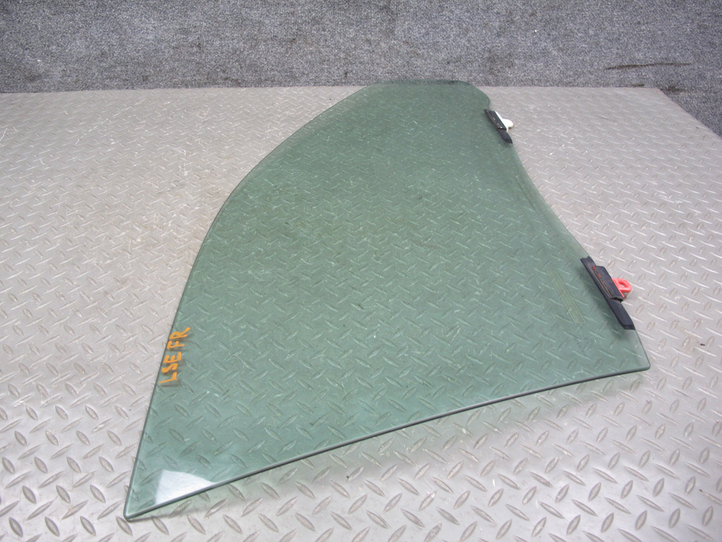 01-06 Lexus UCF30L LS430 Front Right Passenger Door Glass Window OEM