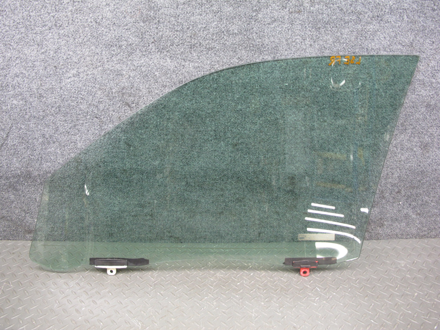 01-06 Lexus UCF30L LS430 Front Right Passenger Door Glass Window OEM