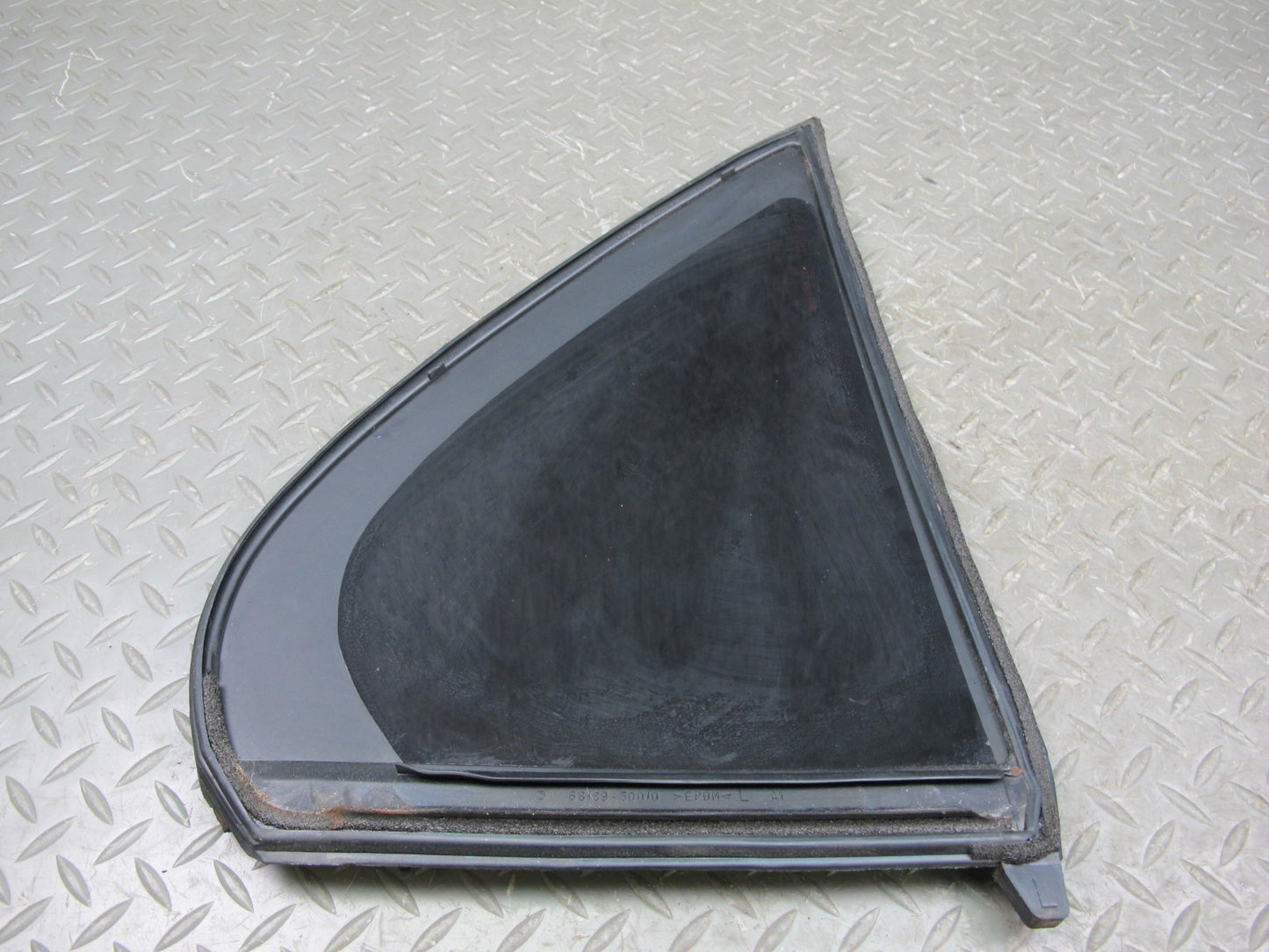 01-06 Lexus UCF30L LS430 Rear Left Door Fixed Glass Window OEM