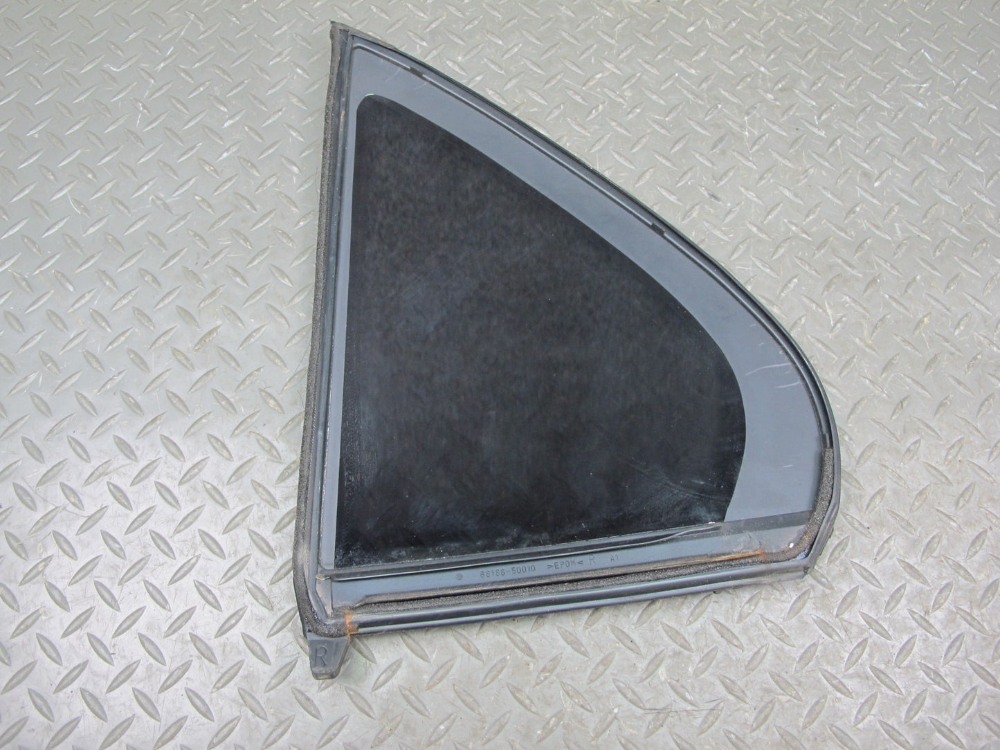 01-06 Lexus UCF30L LS430 Rear Right Door Fixed Glass Window OEM
