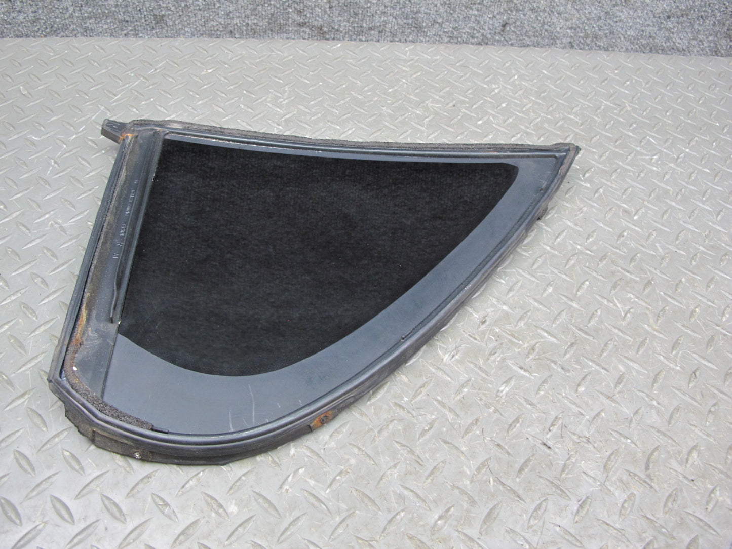 01-06 Lexus UCF30L LS430 Rear Right Door Fixed Glass Window OEM