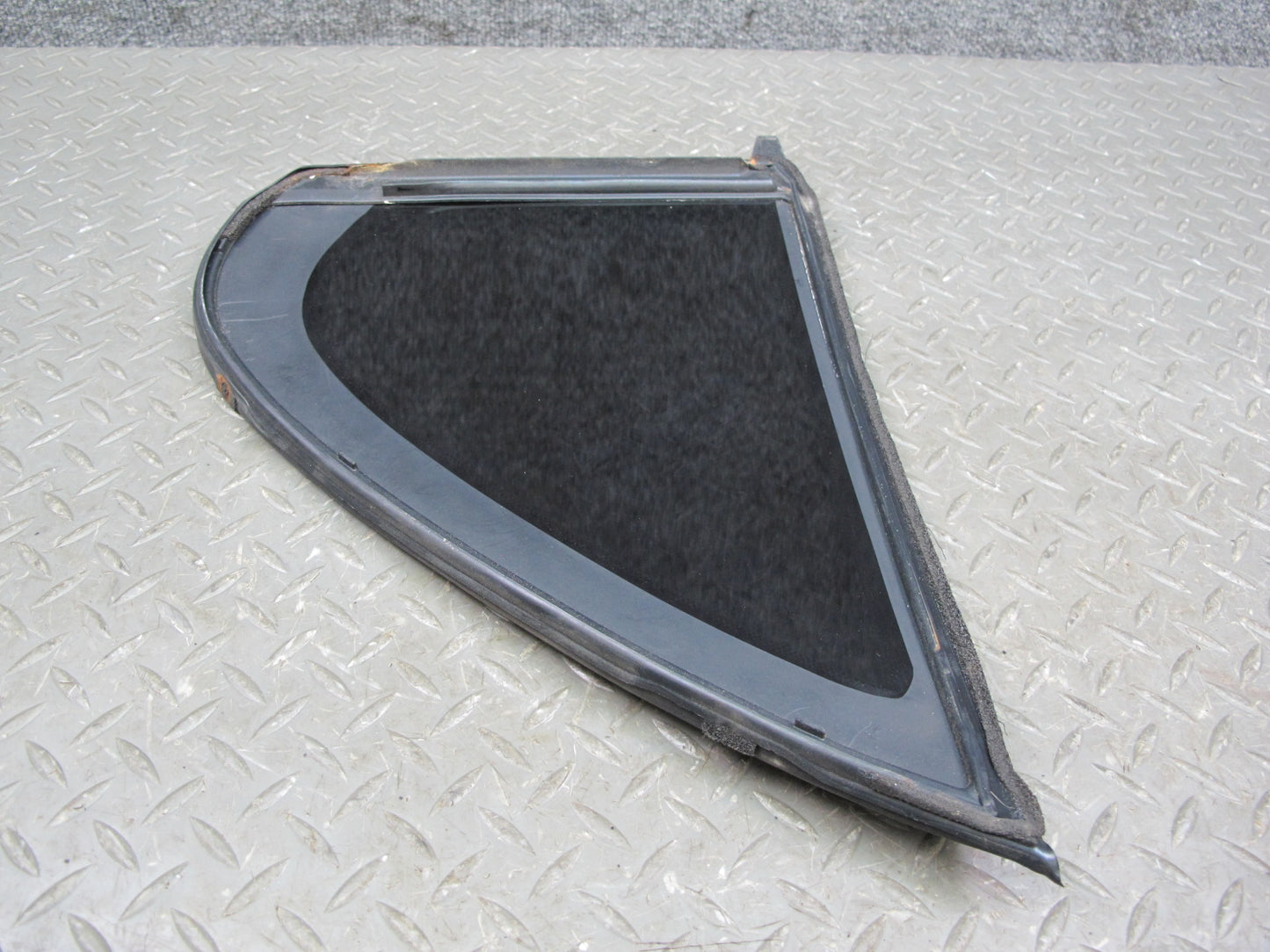 01-06 Lexus UCF30L LS430 Rear Right Door Fixed Glass Window OEM
