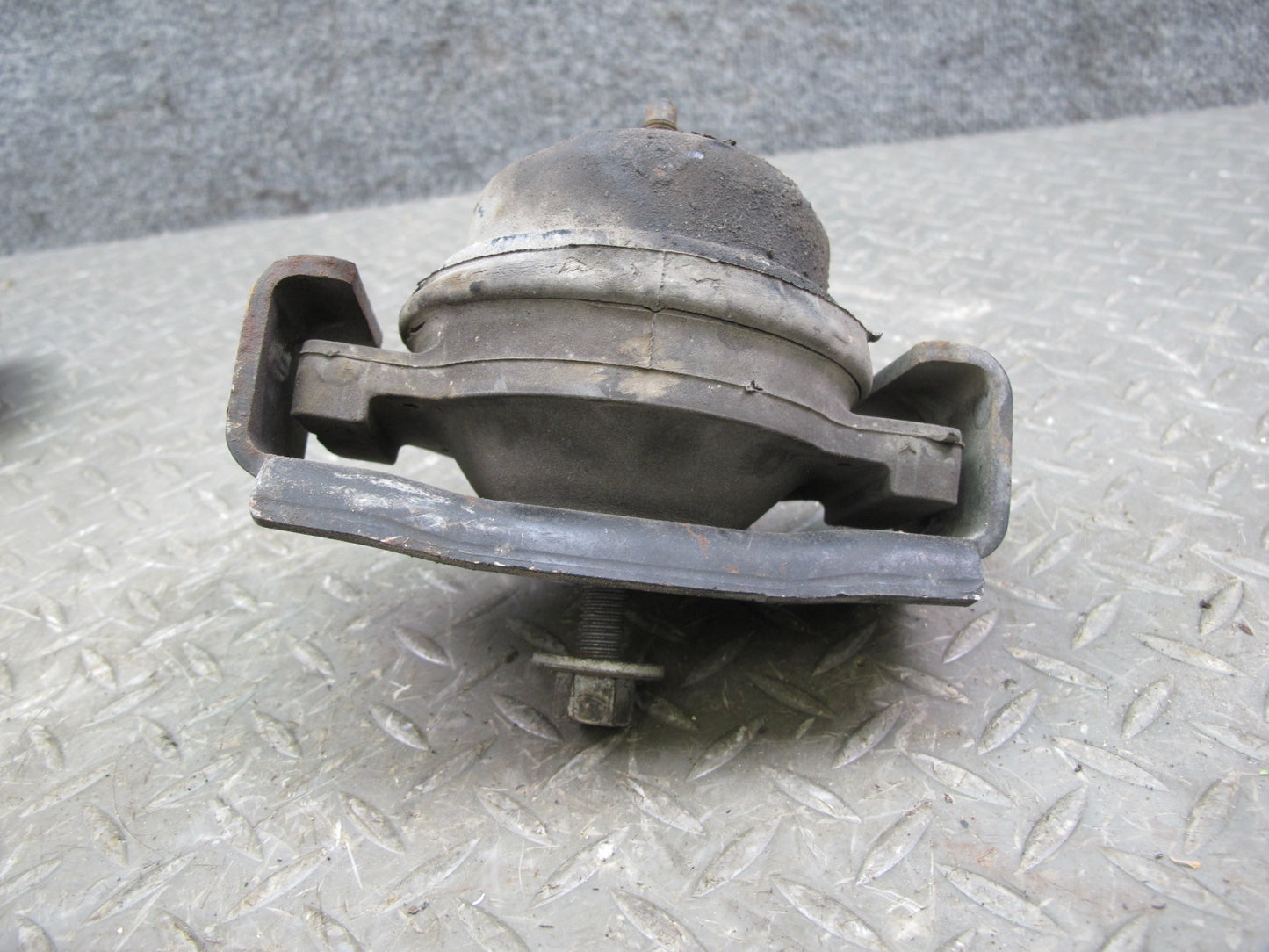 07-10 Saturn SKY Pontiac Solstice 2.0 Turbo Set of 2 Engine Motor Mount OEM