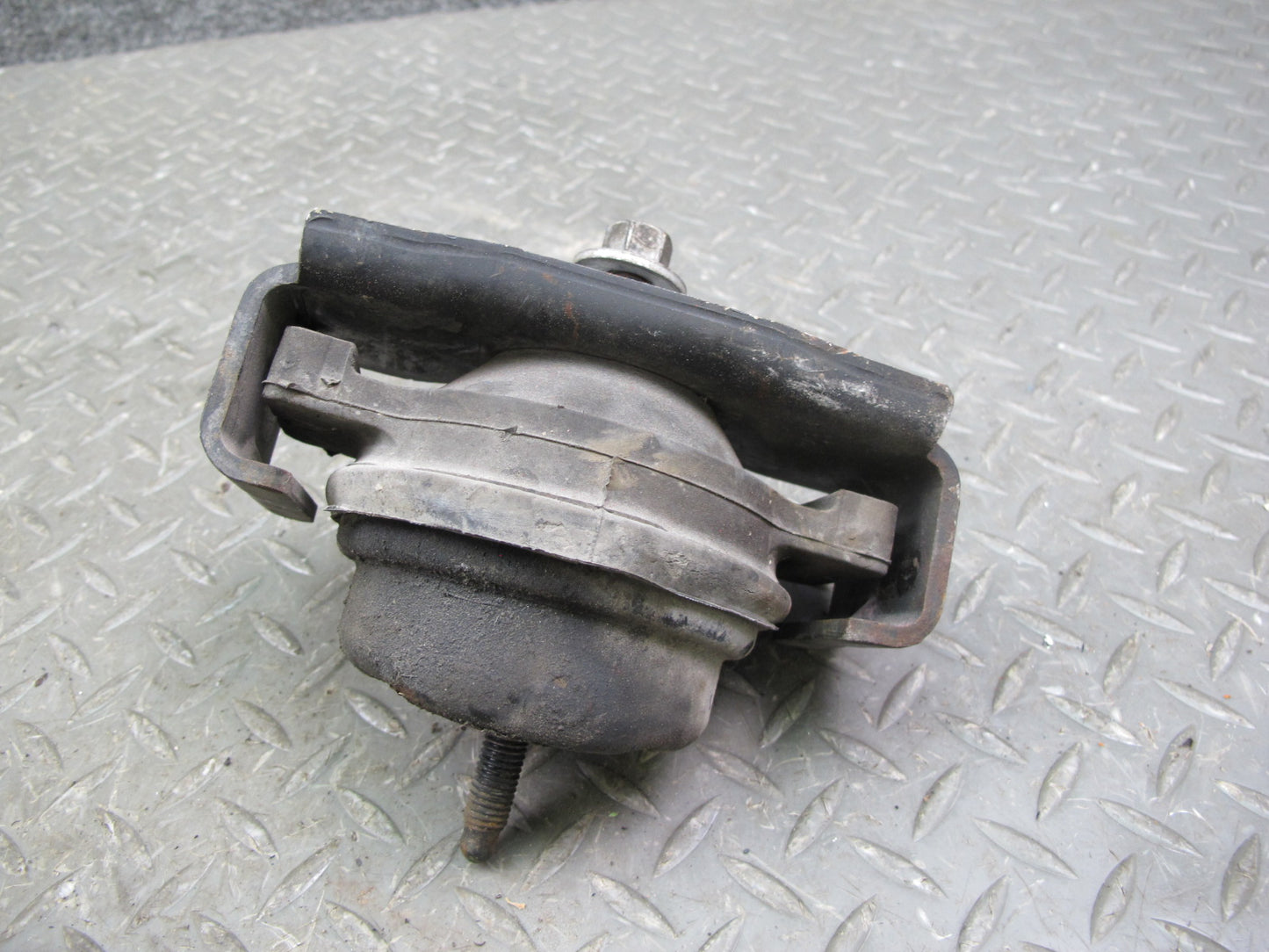 07-10 Saturn SKY Pontiac Solstice 2.0 Turbo Set of 2 Engine Motor Mount OEM