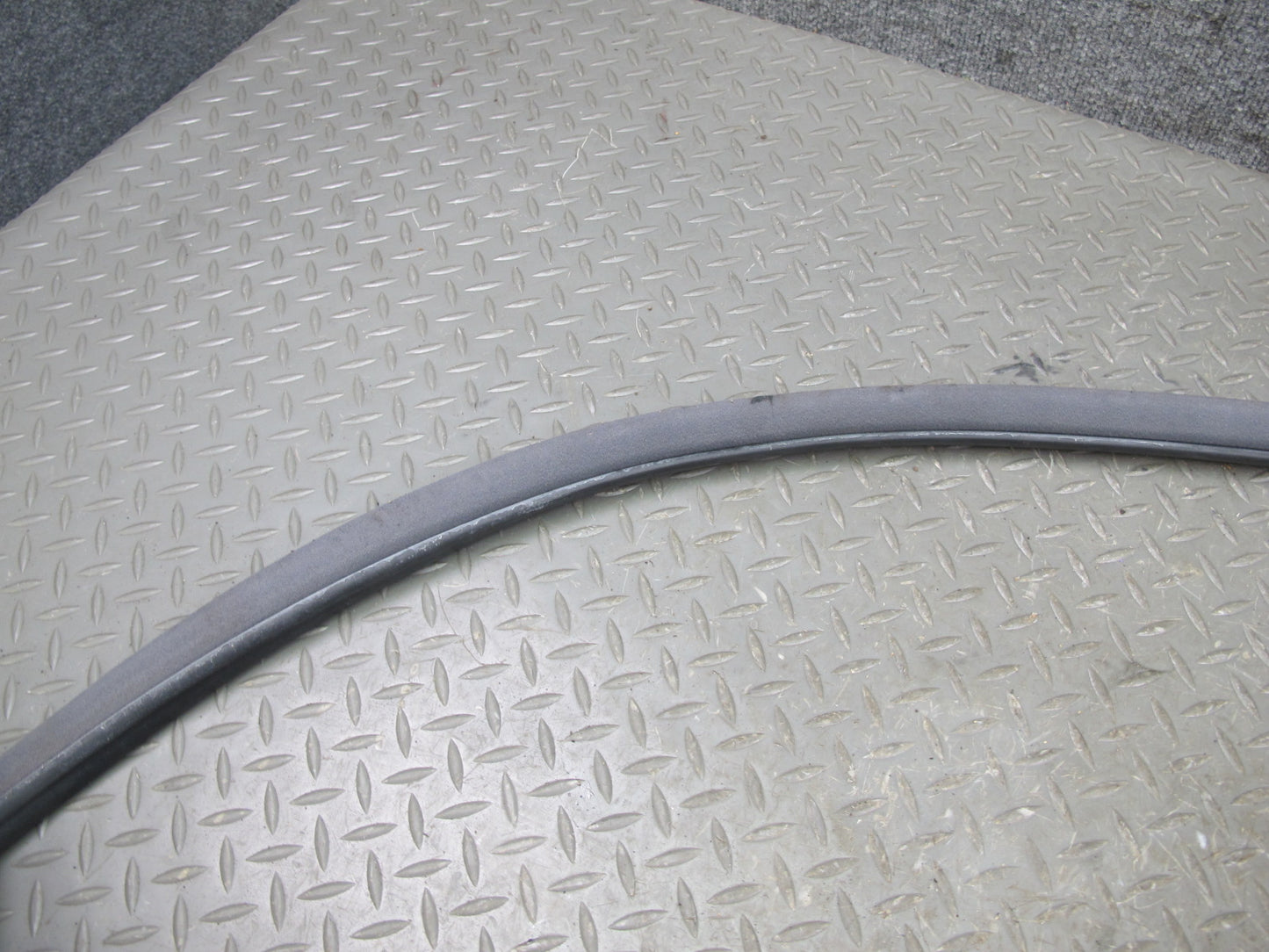 2003-2009 Lexus GX470 Front Left Side Door Weatherstrip Rubber Seal Gasket