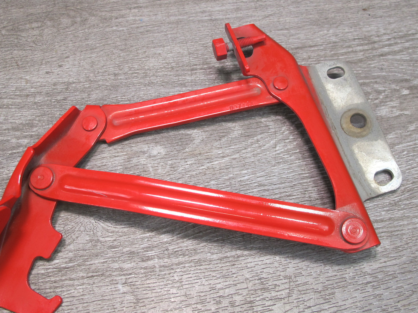 03-06 Chevrolet SSR Set of 2 Left & Right Hood Hinge RED OEM