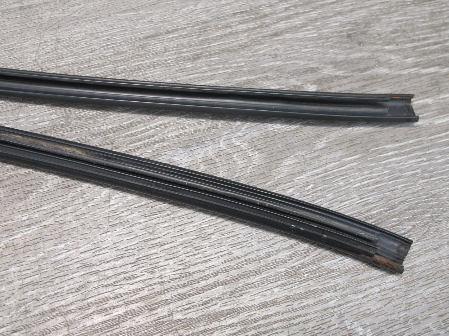 96-99 BMW E36 Convertible Set of 2 Front Windshield Molding Trim Strip OEM