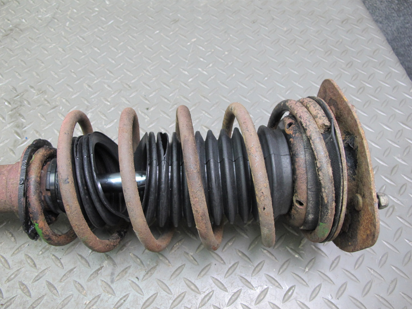 75-82 Triumph TR7 Front Spindle Knuckle Wheel Hub Shock Absorber Set OEM
