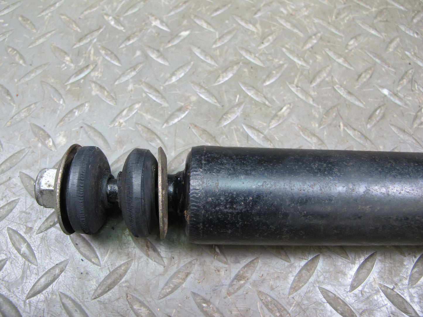 75-82 Triumph TR7 Set of 2 Rear Left & Right Strut Shock Absorber OEM