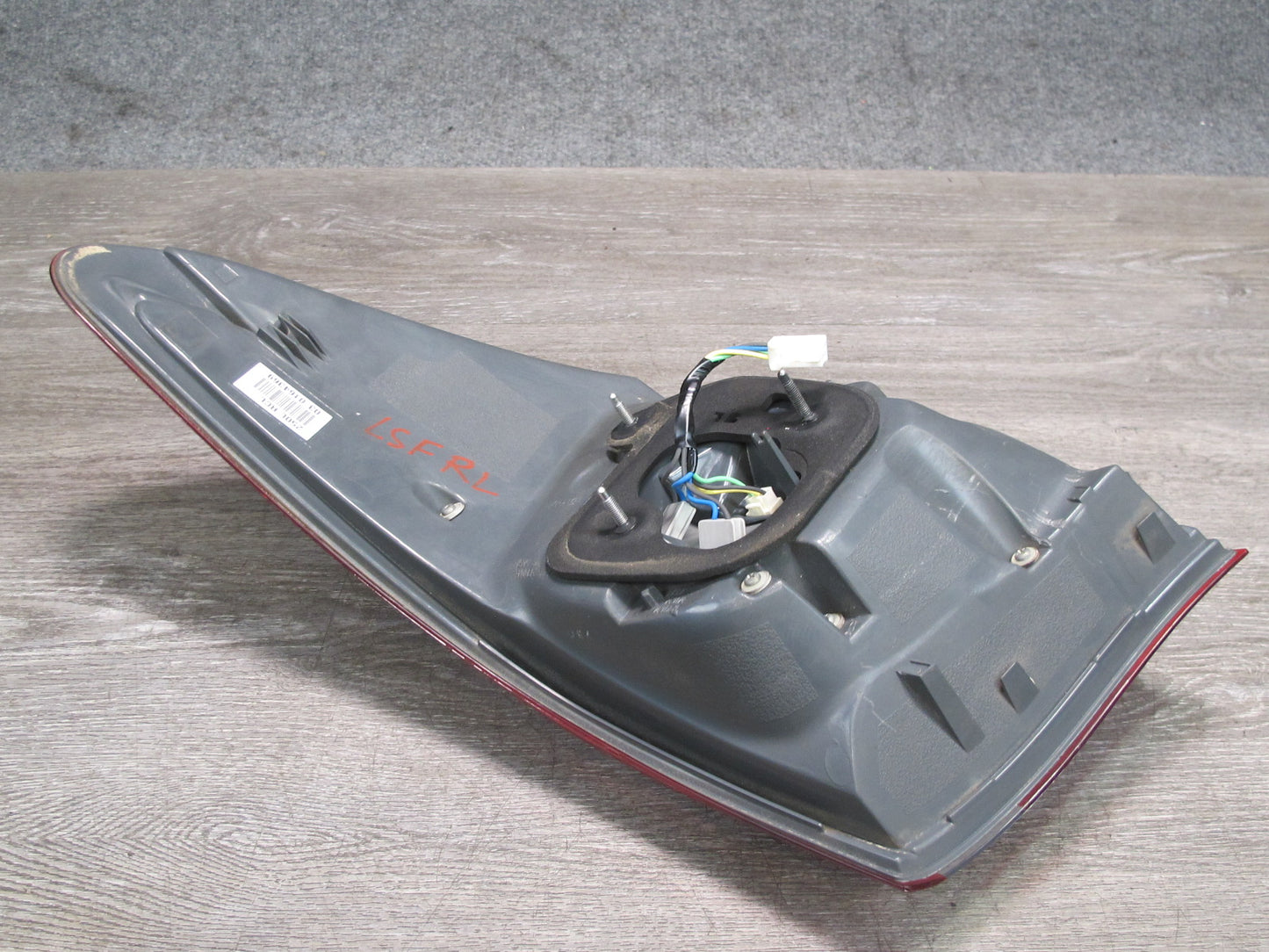 08-09 Lexus UVF46 LS600h Rear Left Outer Tail Light Lamp Assembly OEM