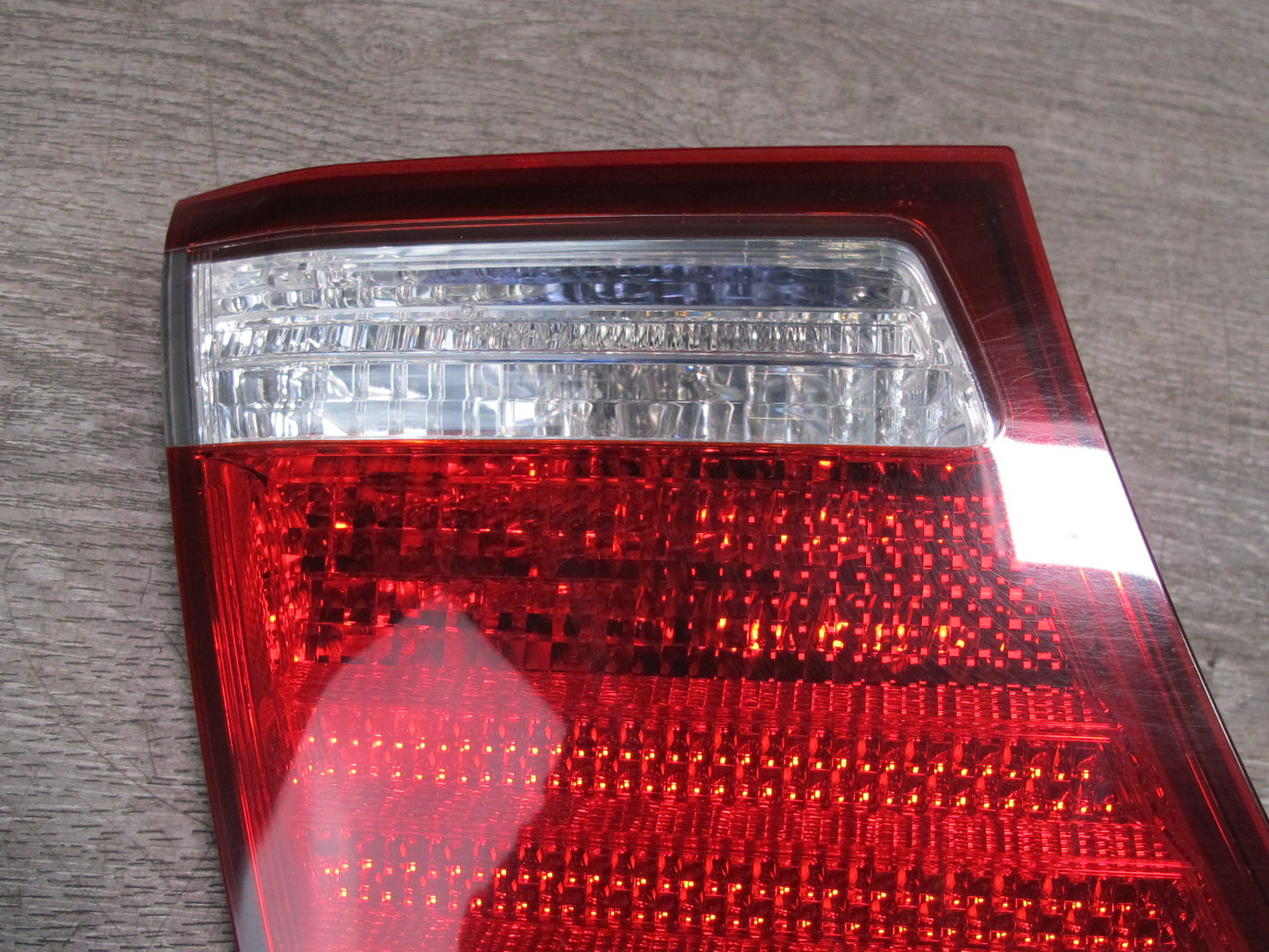 08-09 Lexus UVF46 LS600h Rear Left Inner Trunk Lid Tail Light Lamp OEM