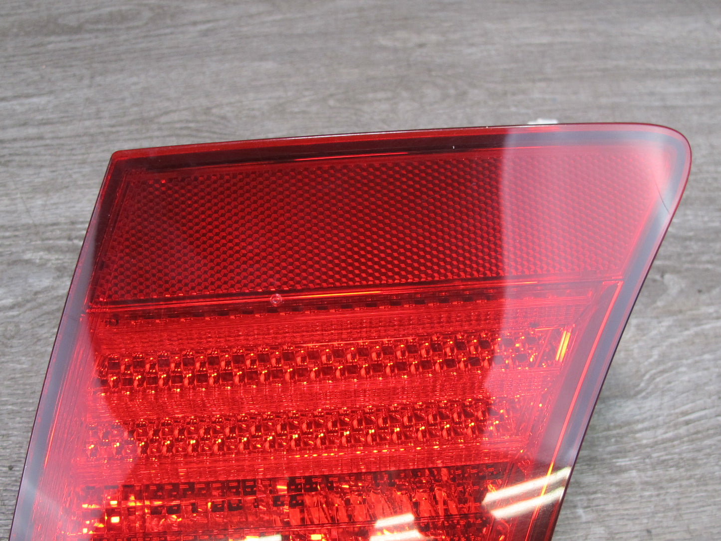08-09 Lexus UVF46 LS600h Rear Right Inner Trunk Lid Tail Light Lamp OEM