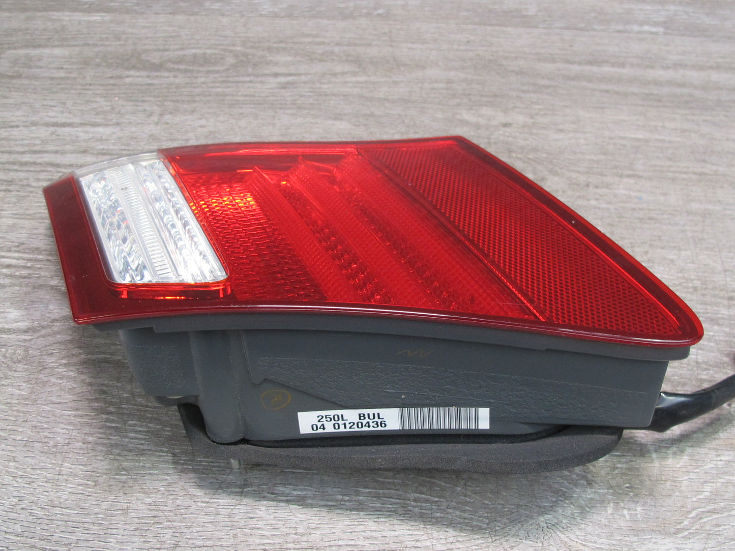 08-09 Lexus UVF46 LS600h Rear Right Inner Trunk Lid Tail Light Lamp OEM