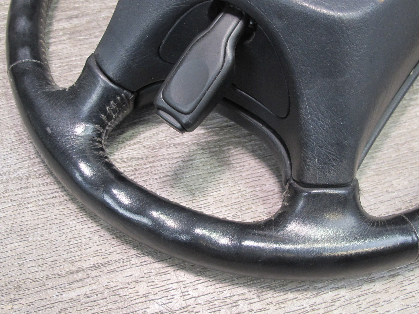 92-96 LEXUS SC300 FRONT LEFT DRIVER SIDE STEERING WHEEL W/ SRS AIRBAG OEM