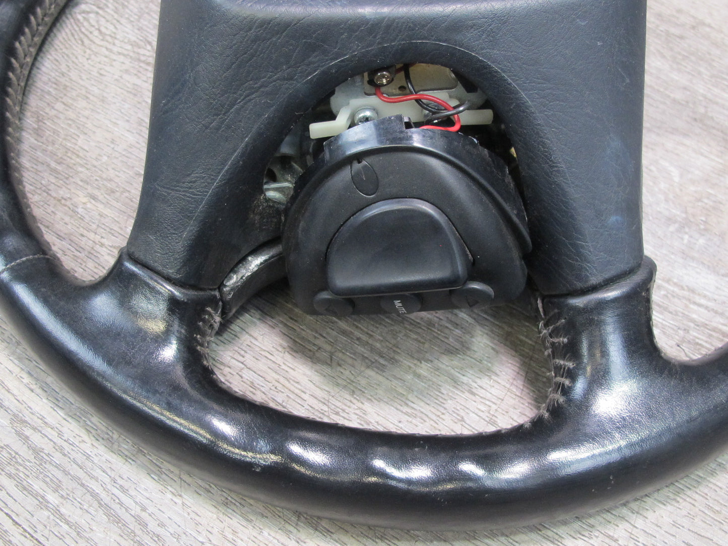 92-96 LEXUS SC300 FRONT LEFT DRIVER SIDE STEERING WHEEL W/ SRS AIRBAG OEM