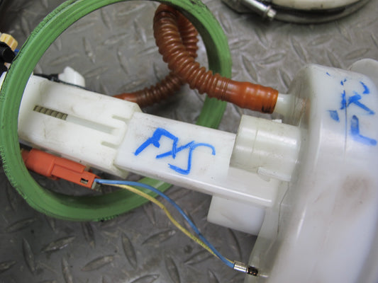 09-14 BMW E70 E71 X5M X6M 4.4L N63 S63 Fuel Pump Level Sensor Sending Unit OEM