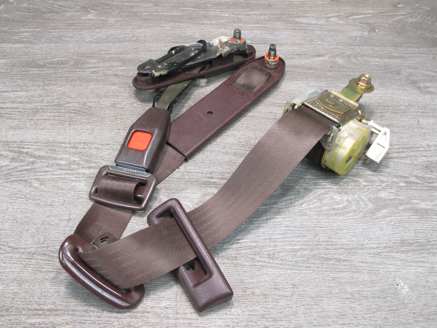 86-88 TOYOTA SUPRA MK3 FRONT LEFT & RIGHT SIDE SEATBELT RETRACTOR W/ BUCKLE SET OEM
