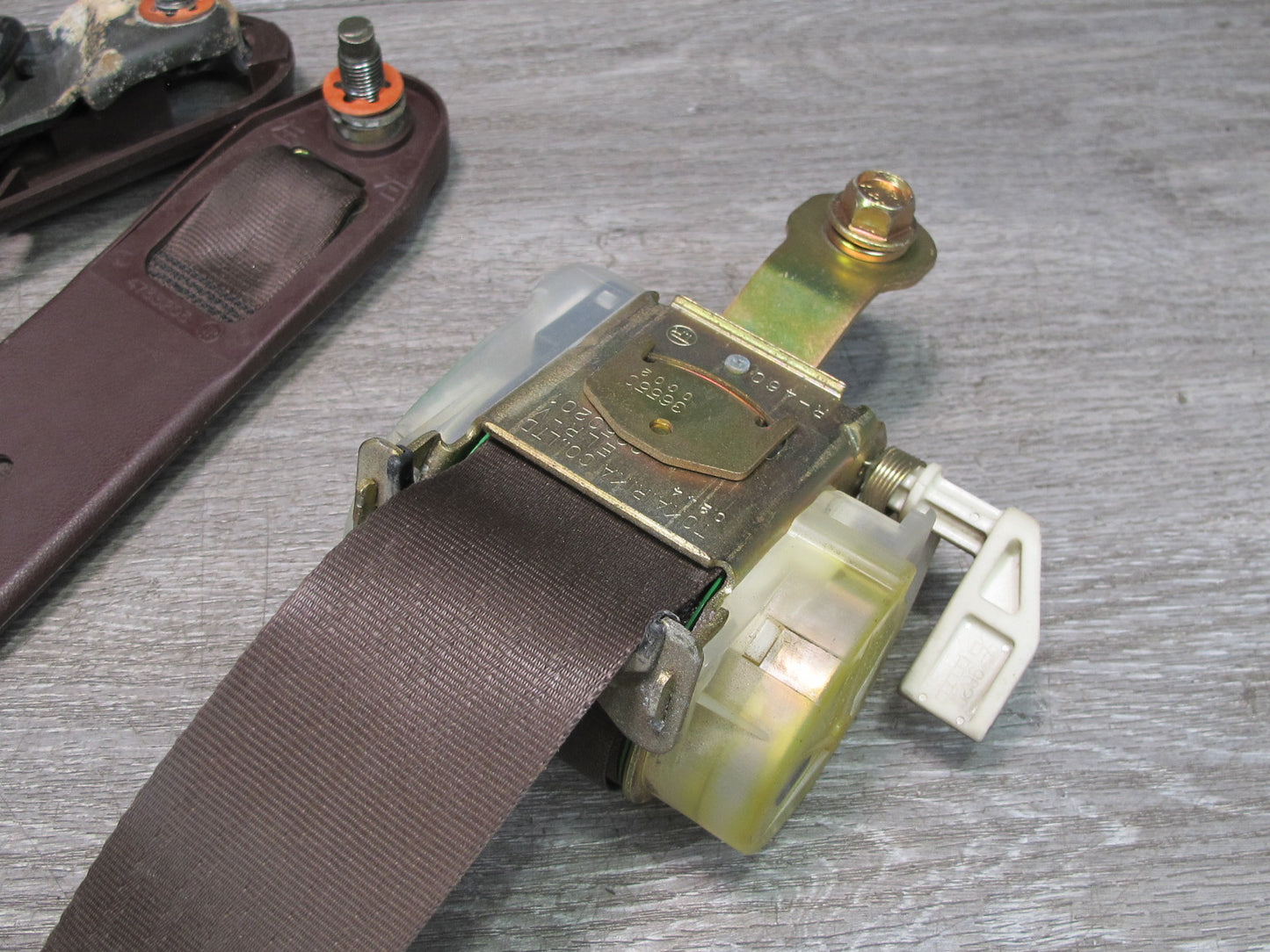 86-88 TOYOTA SUPRA MK3 FRONT LEFT & RIGHT SIDE SEATBELT RETRACTOR W/ BUCKLE SET OEM
