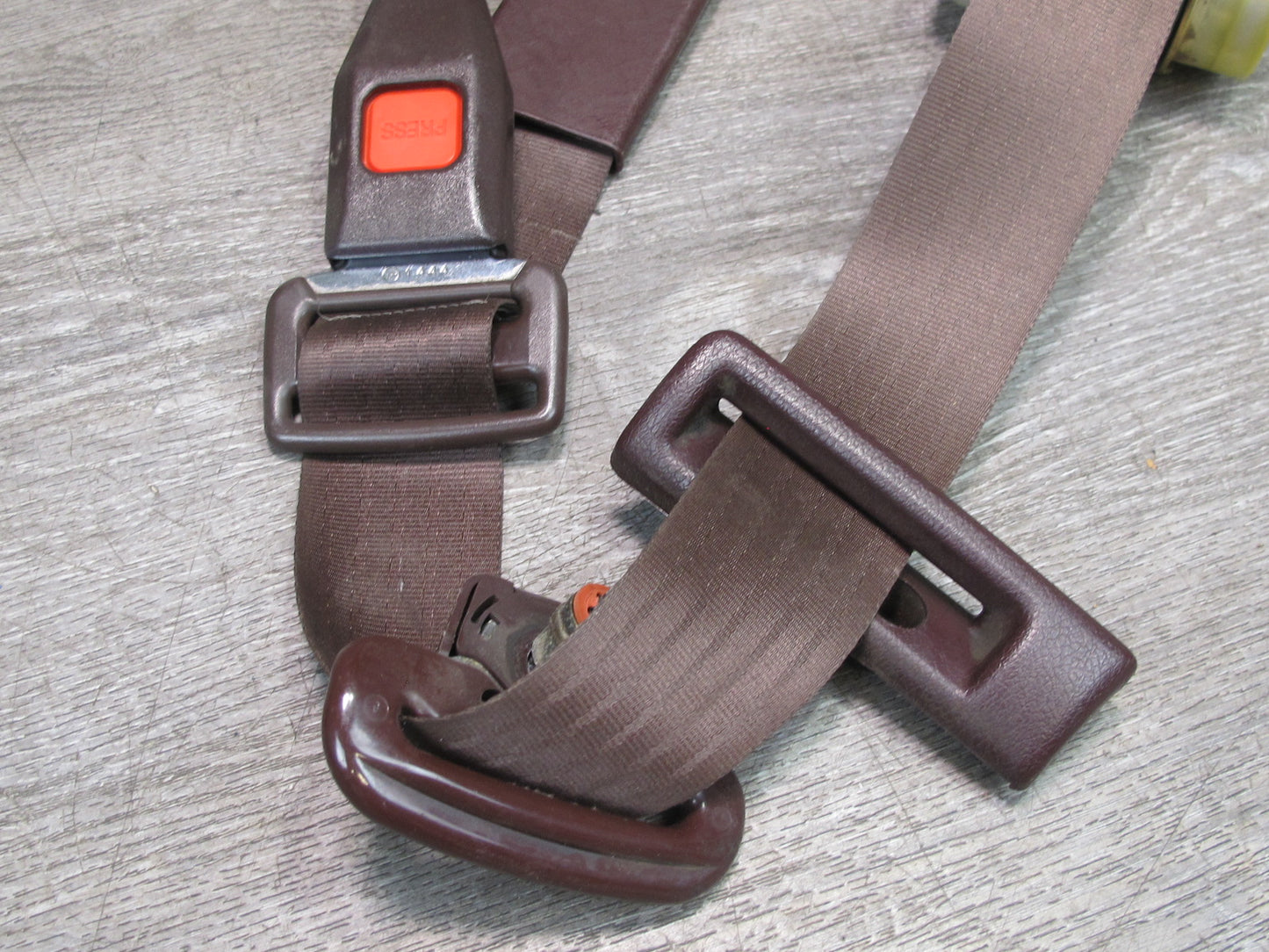 86-88 TOYOTA SUPRA MK3 FRONT LEFT & RIGHT SIDE SEATBELT RETRACTOR W/ BUCKLE SET OEM