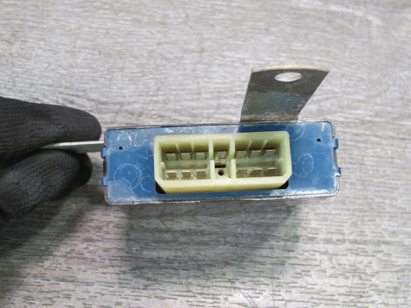 86-92 Toyota Supra MA71 Door Control Module 85980-20060 OEM