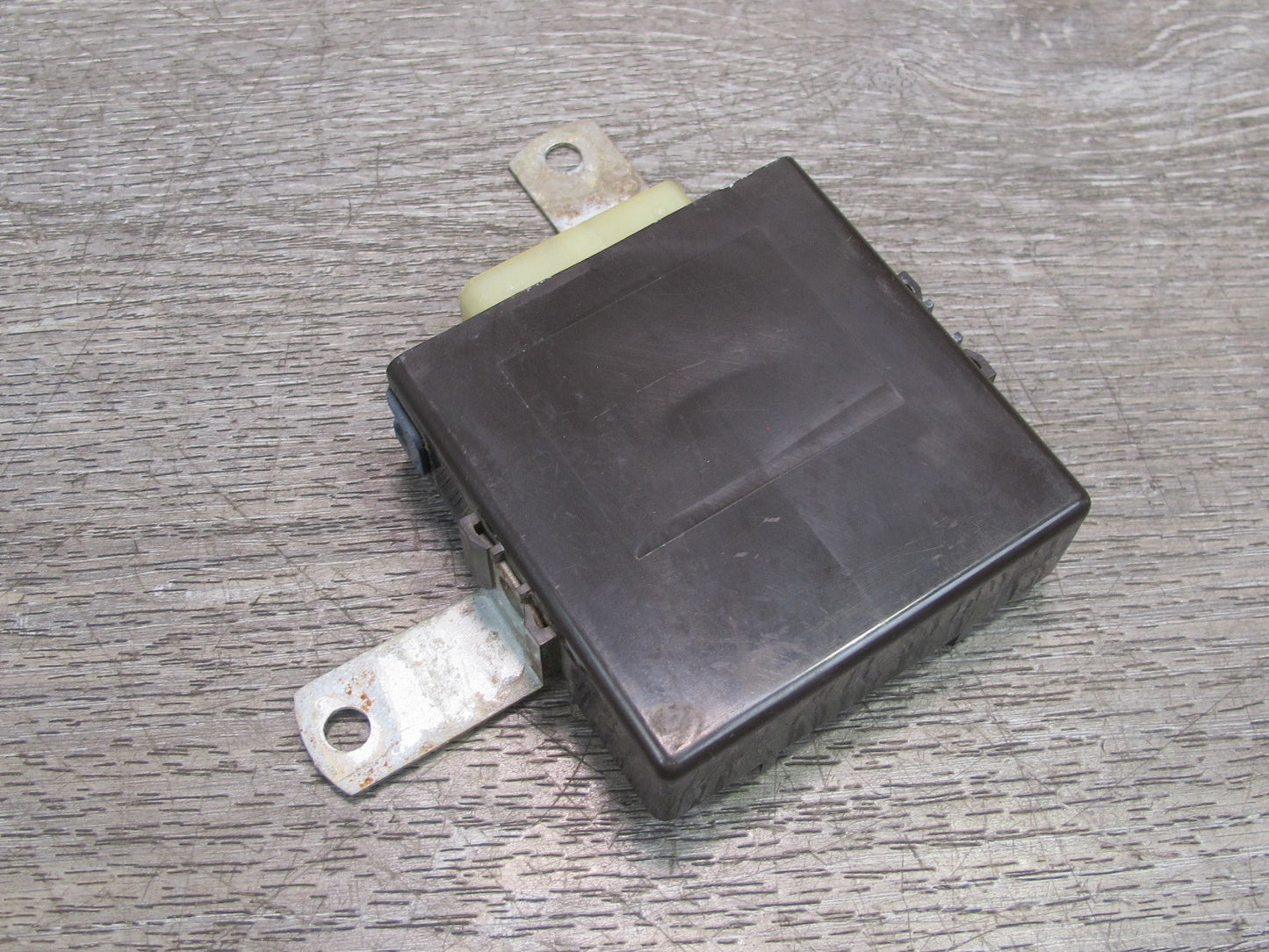 86-92 Toyota Supra MA71 Door Control Module 85980-20060 OEM
