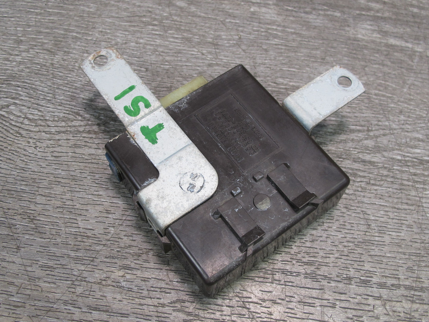 86-92 Toyota Supra MA71 Door Control Module 85980-20060 OEM