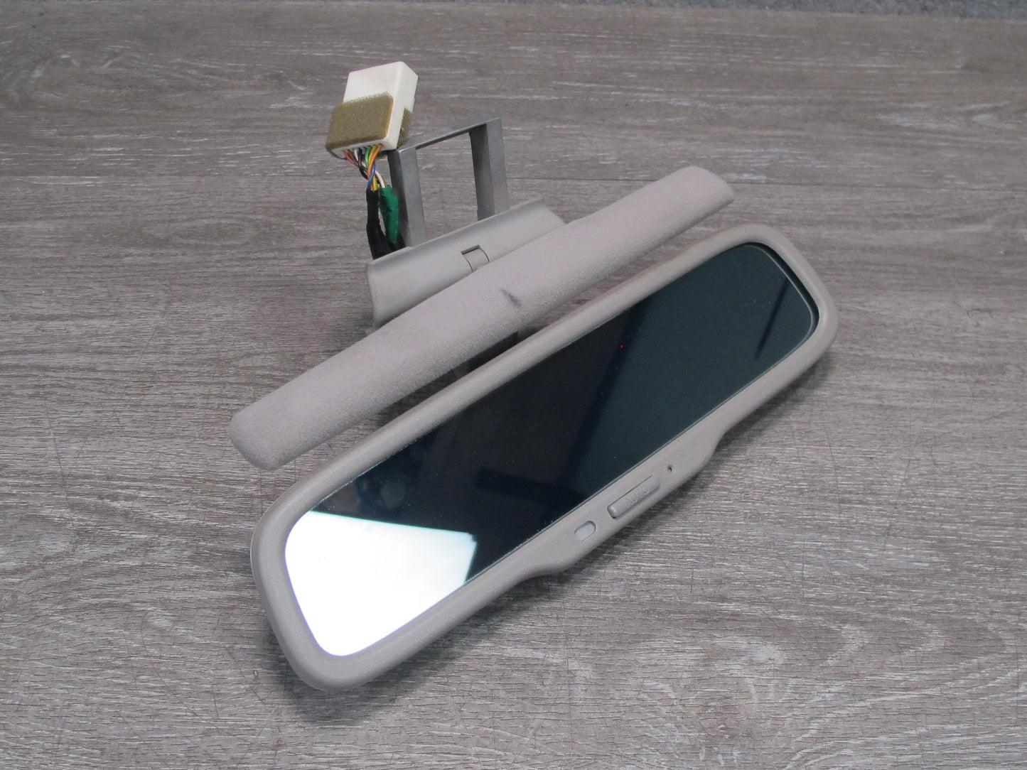01-03 Lexus UCF30L LS430 Auto Dimming Interior Rear View Mirror OEM