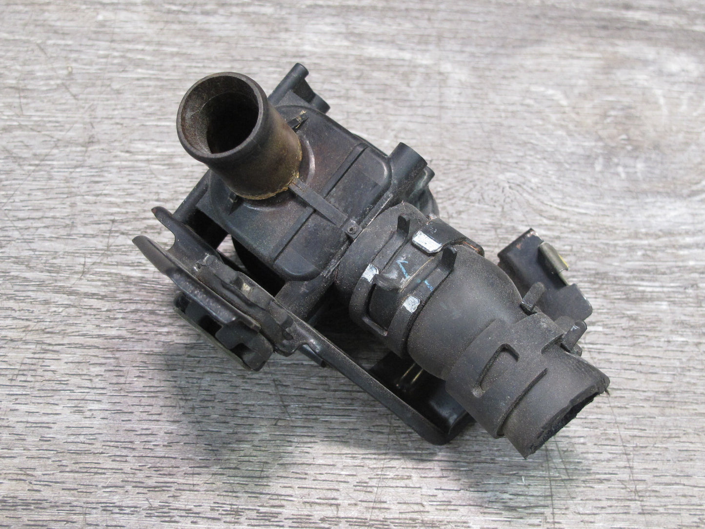 01-06 Lexus LS430 UCF30L Hvac Heater Control Water Valve OEM