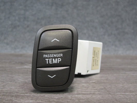 01-06 Lexus UCF30L LS430 Dash Passenger Temperature Control Button Switch OEM