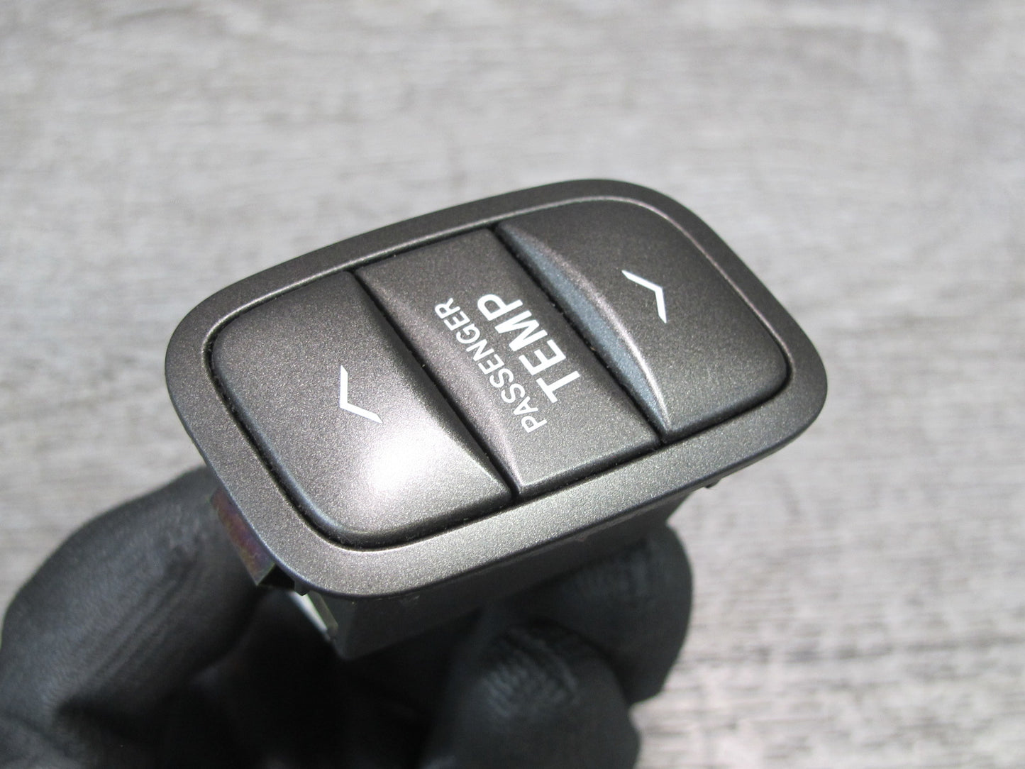 01-06 Lexus UCF30L LS430 Dash Passenger Temperature Control Button Switch OEM