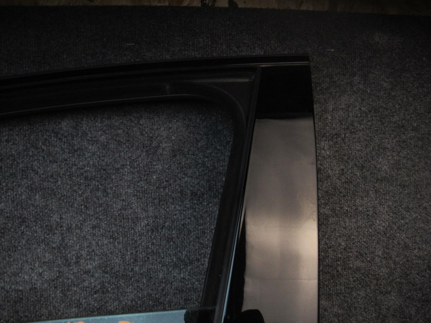 2011-2018 Porsche Cayenne 958 Front Left Driver Side Door Shell Panel W/ Glass