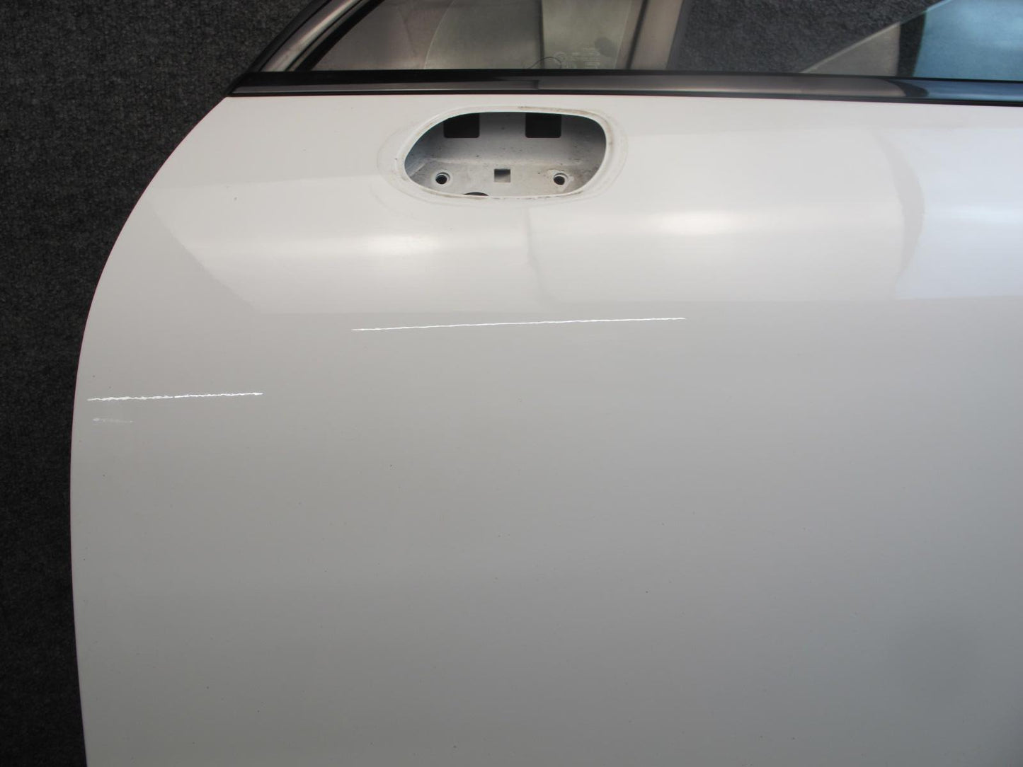2011-2018 Porsche Cayenne 958 Front Left Driver Side Door Shell Panel W/ Glass