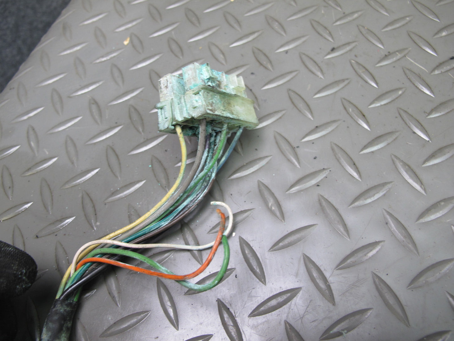 1991 Chevrolet Corvette C4 Rear Bumper Tail Light Wire Wiring Harness OEM