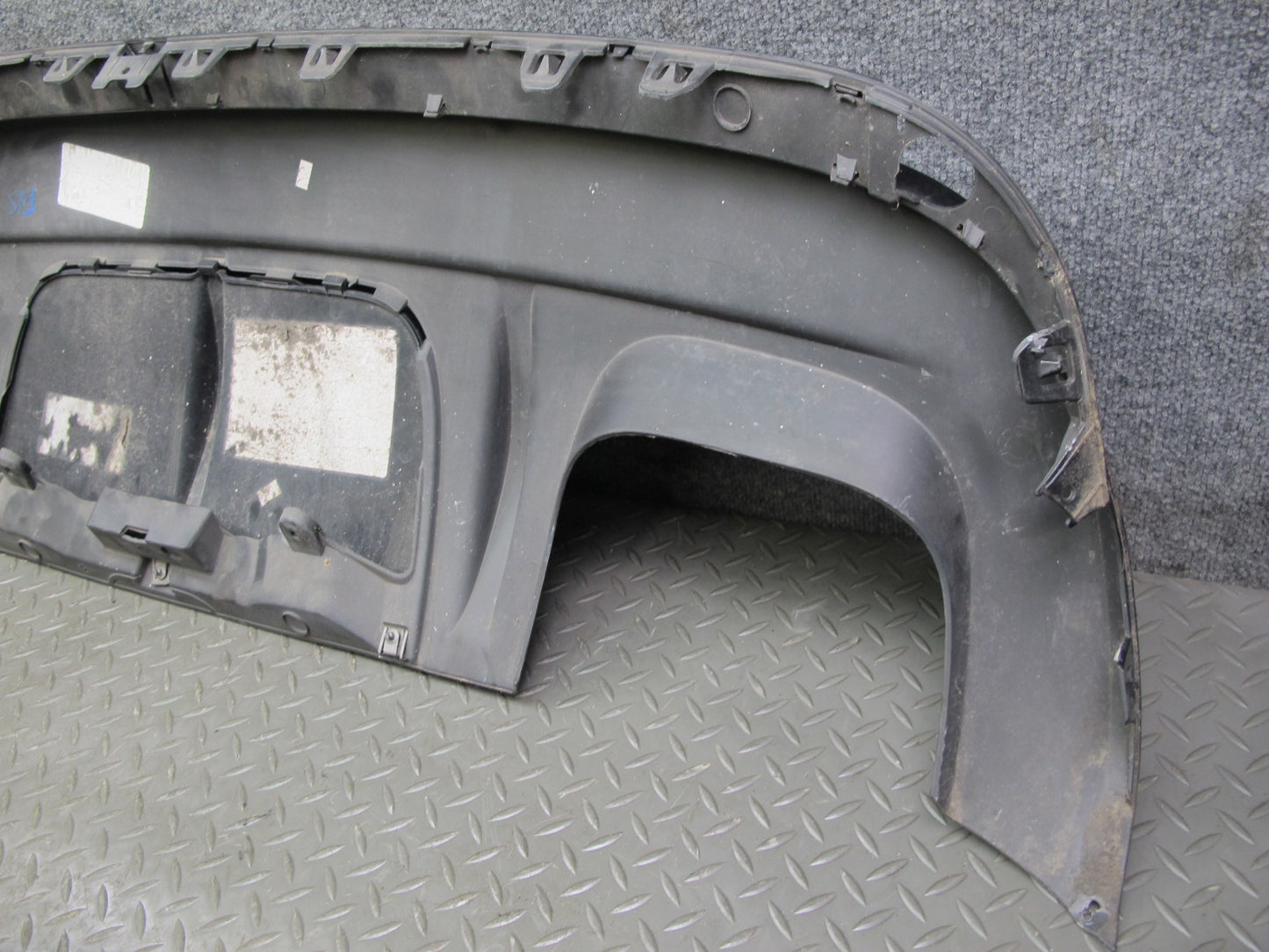 10-14 BMW E71 X6M Rear Bumper Diffuser Lower Valance Cover Black OEM