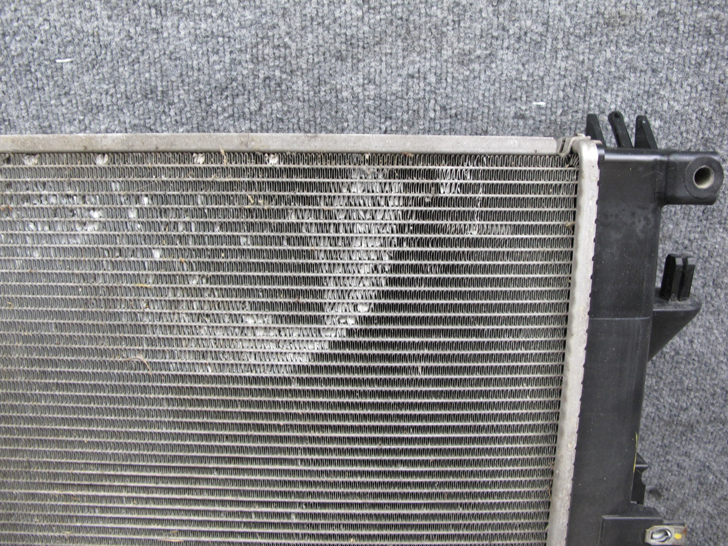 07-10 Saturn SKY Pontiac Solstice 2.0L Turbo AT Engine Cooling Radiator OEM